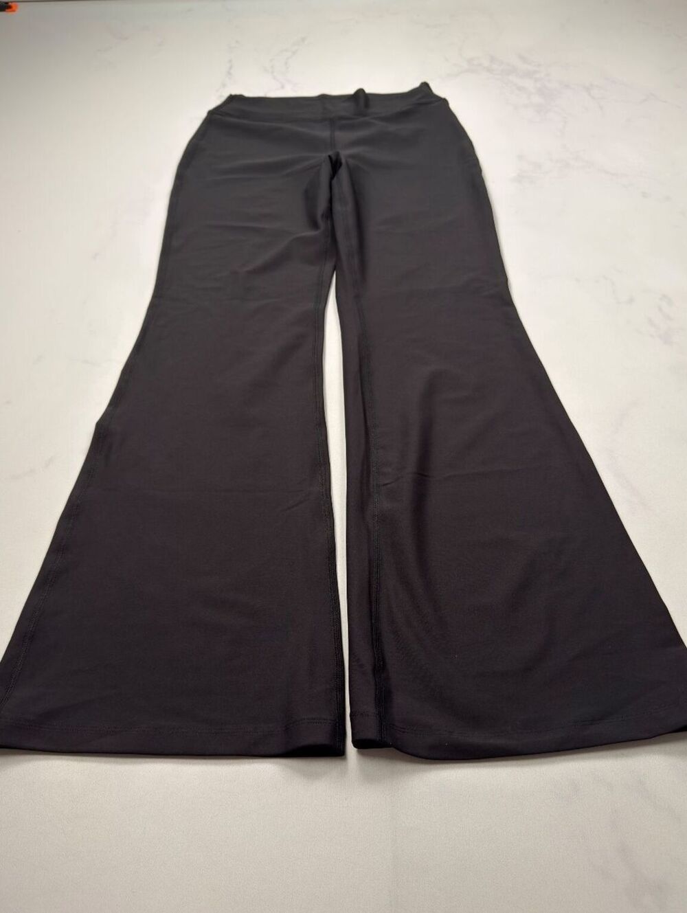 Old Navy Active Black Wide Leg Pants 2010s Minimalist Flare - Womens M
